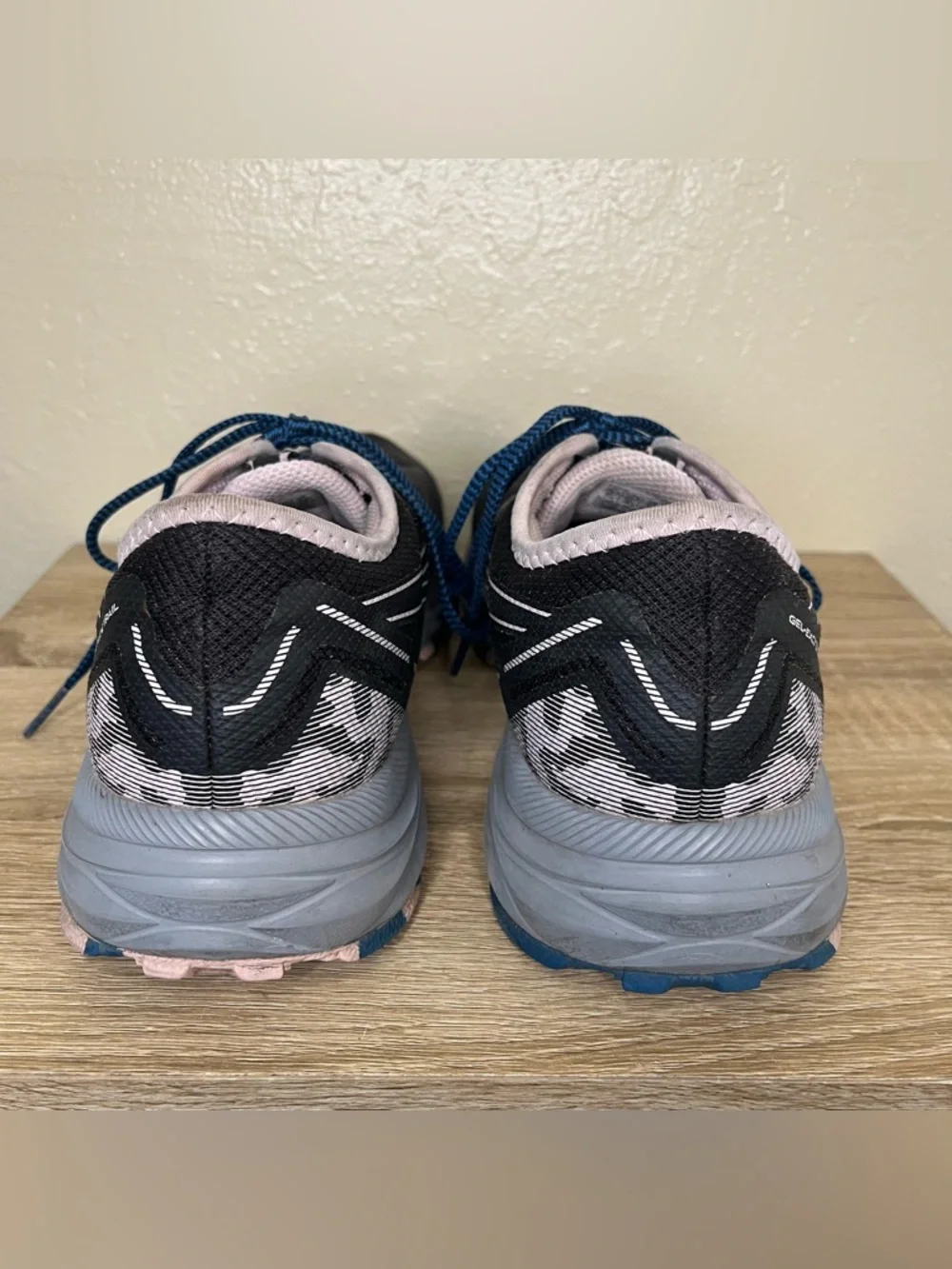 Asics Gel Excite Trail Women's Sz 9.5 Black Pink Running Shoes Sneakers 1012B051